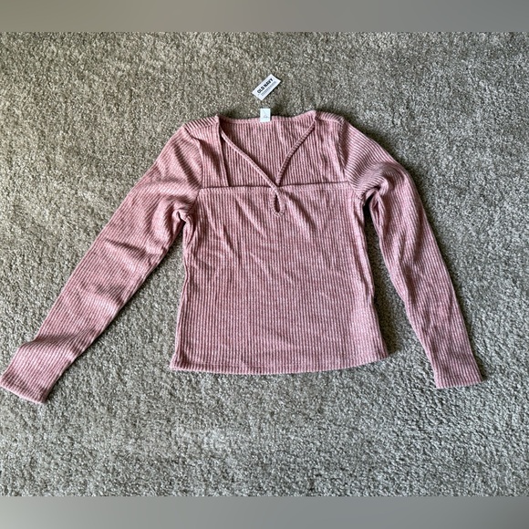 Old Navy Sweaters - Old Navy sweater